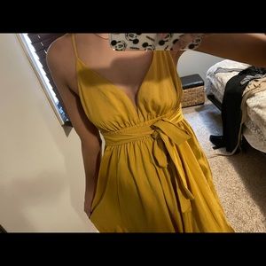Maxi yellow dress